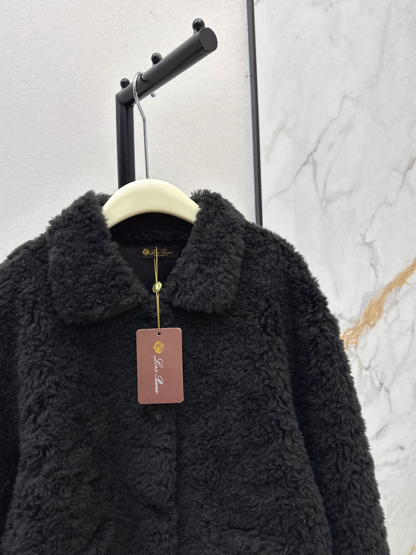 Loro 25fw fleece jacket