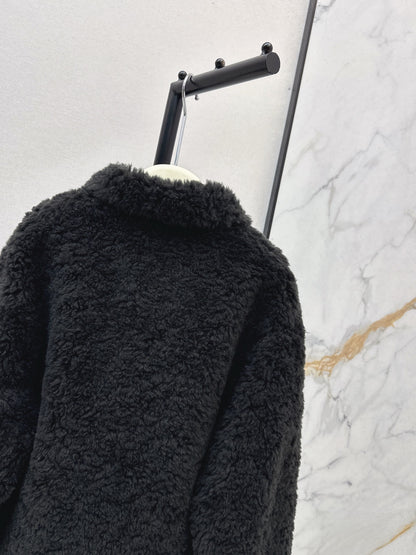 Loro 25fw fleece jacket