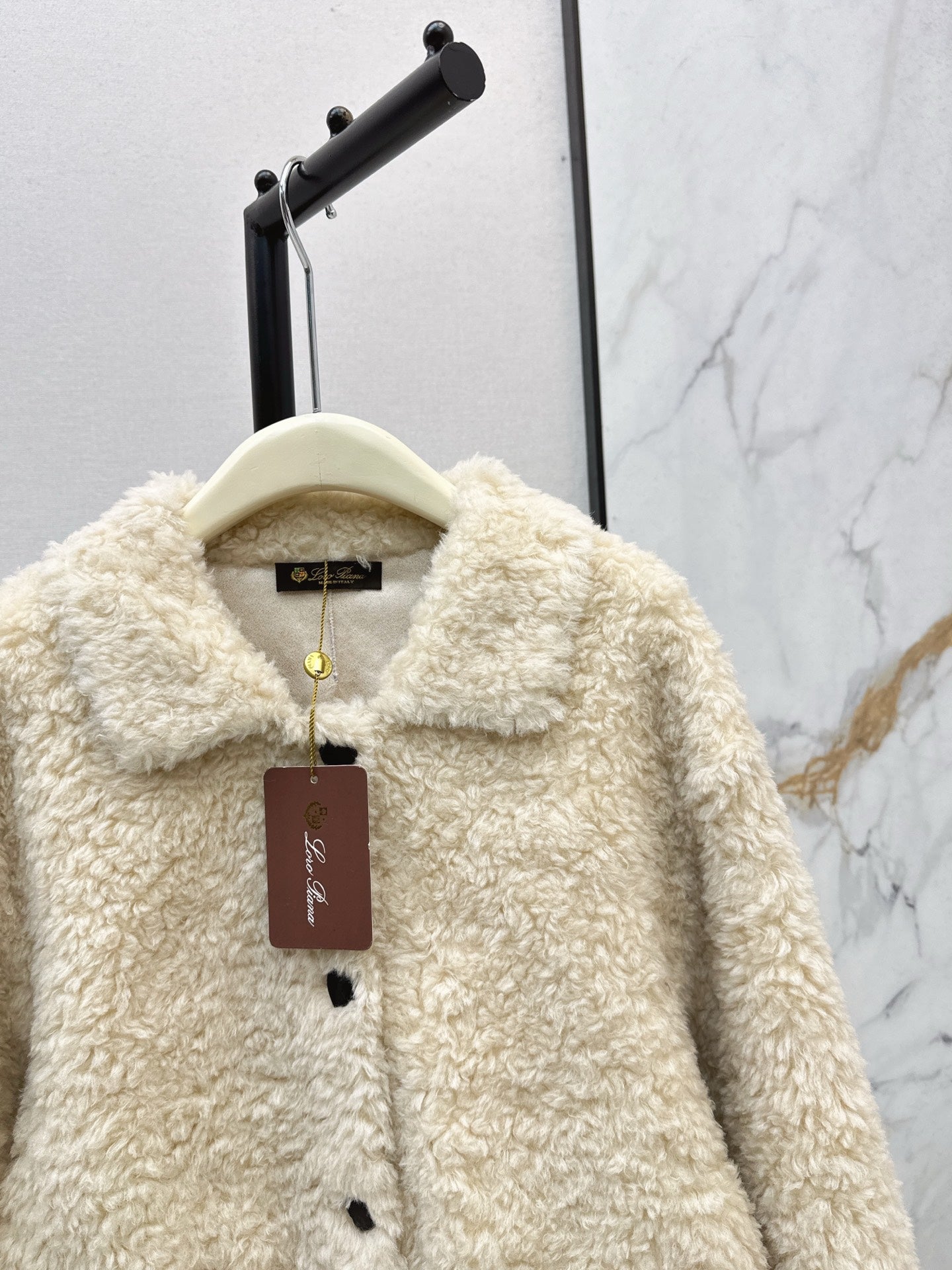 Loro 25fw fleece jacket