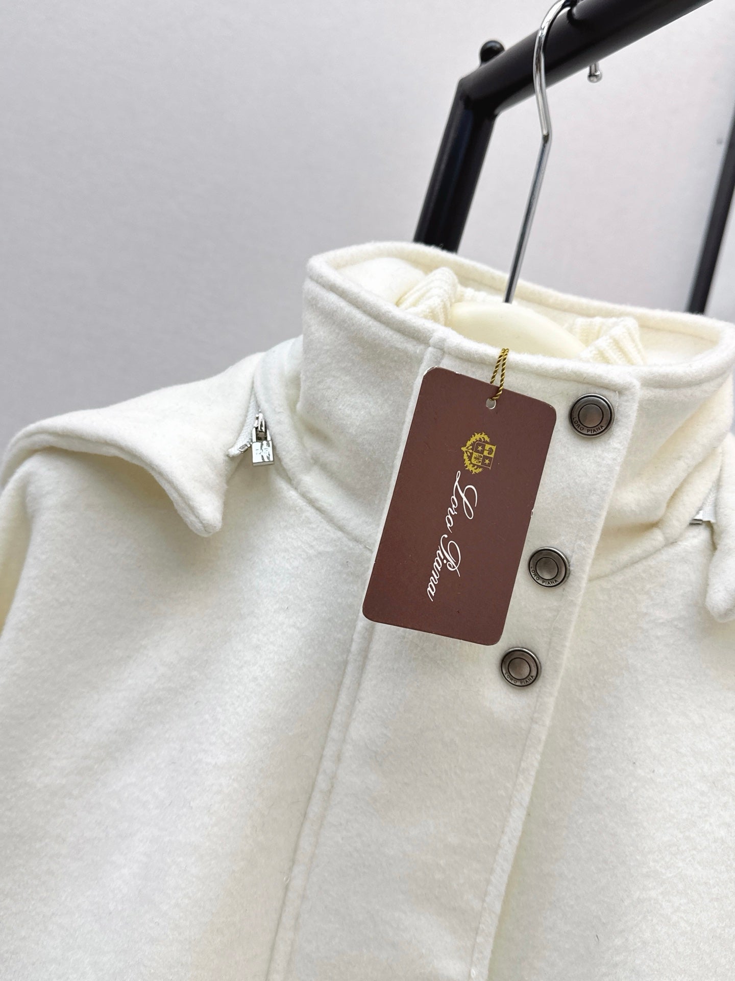 Loro 25fw hooded jacket