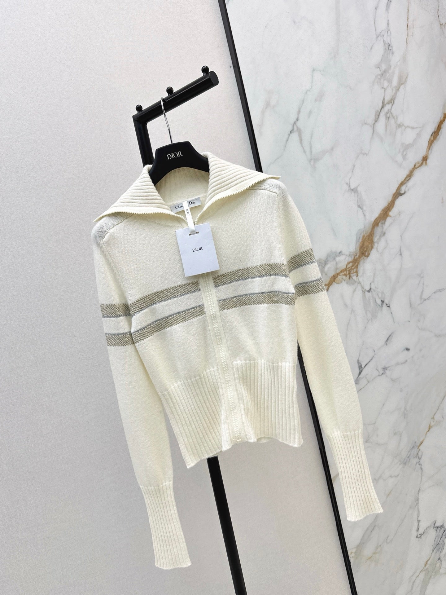 CD 25fw cashmere cardigan