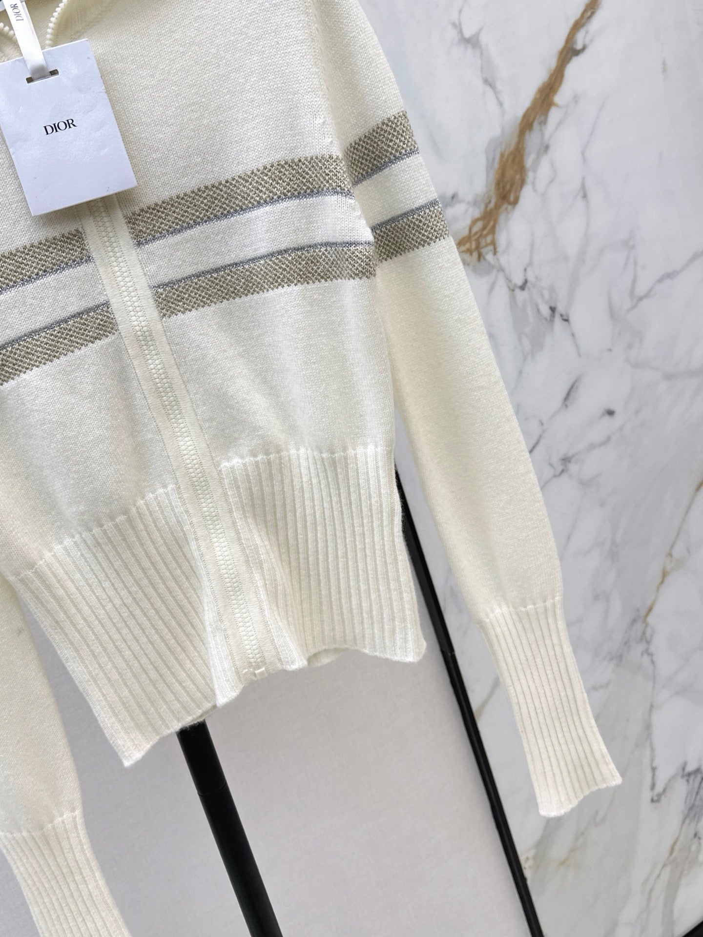 CD 25fw cashmere cardigan