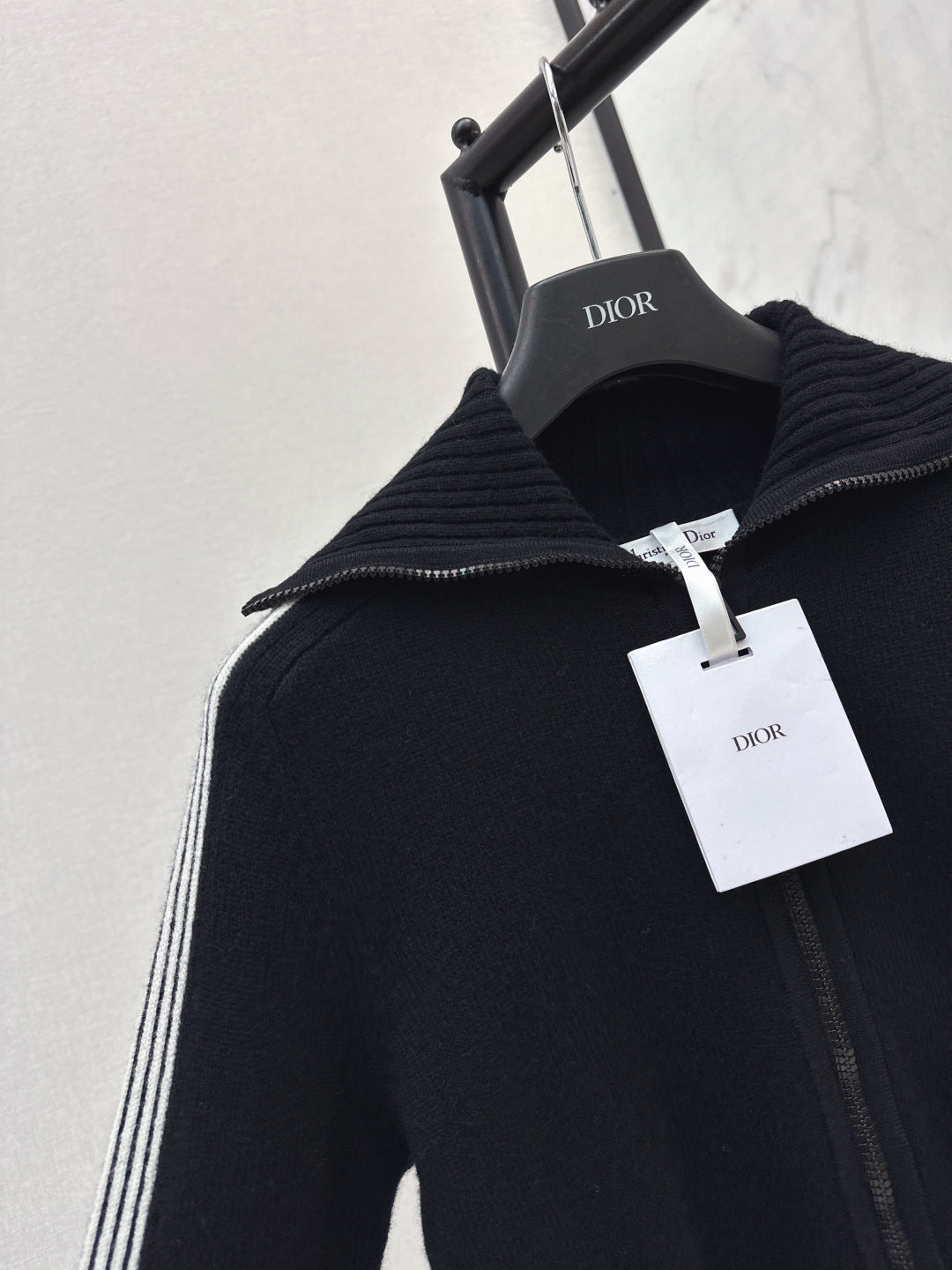 CD  25fw cashmere cardigan