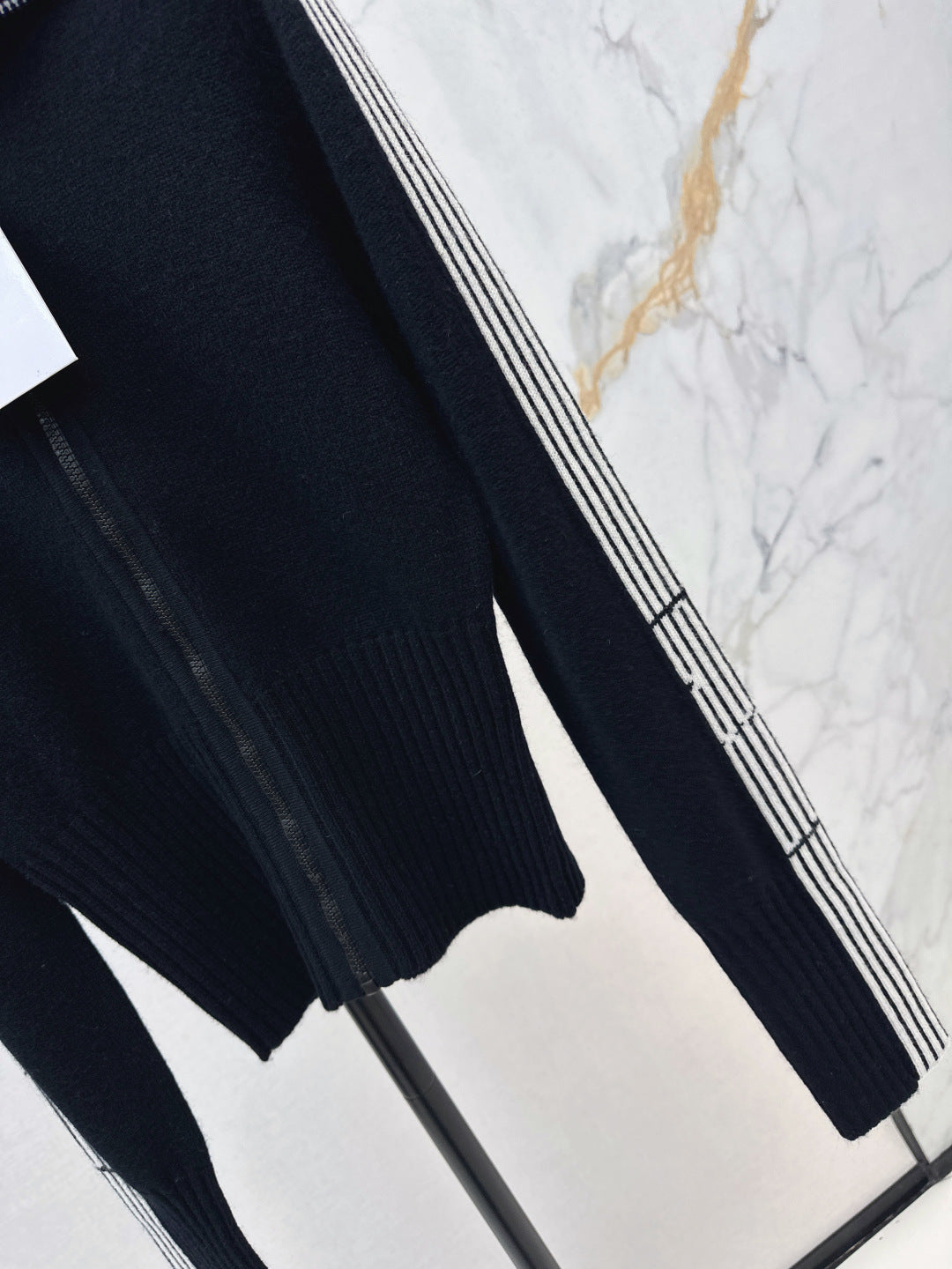 CD  25fw cashmere cardigan