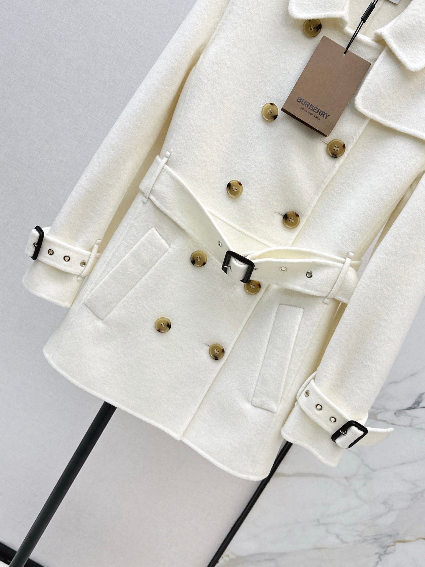Bur 25fw trench coats