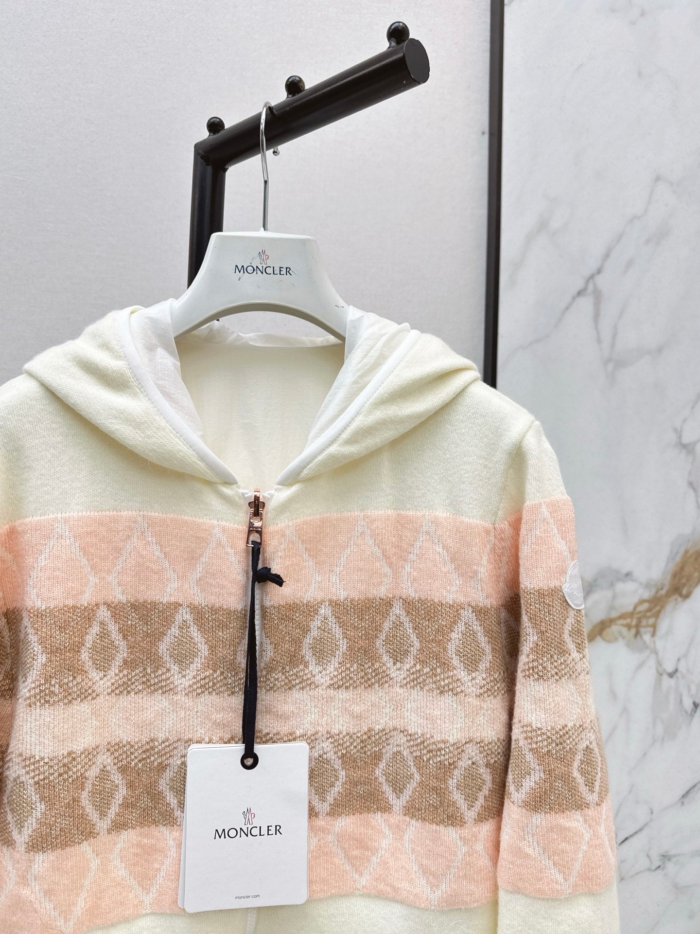 Monc 25fw reversible jacket