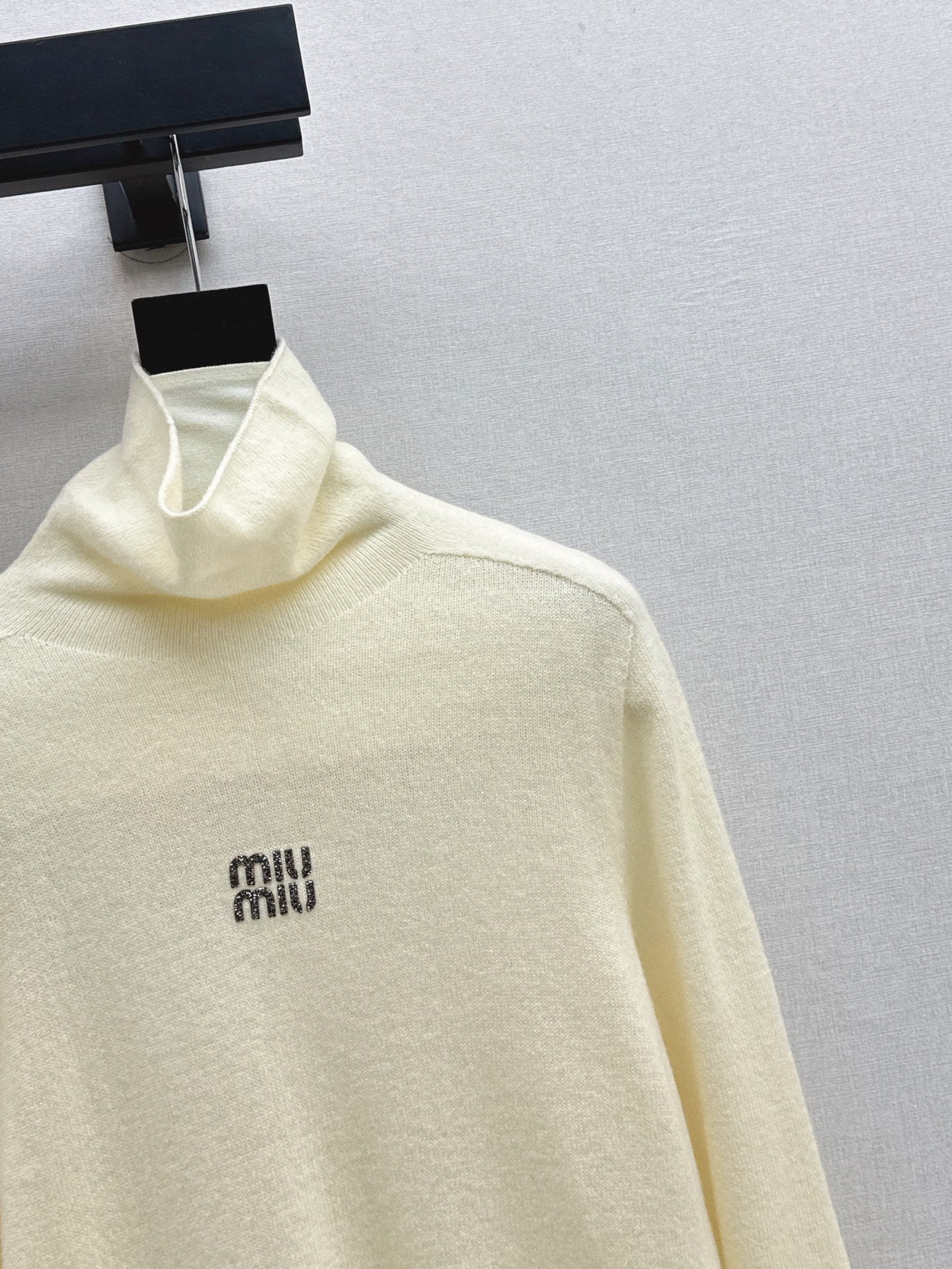 Miu 25fw base layer
