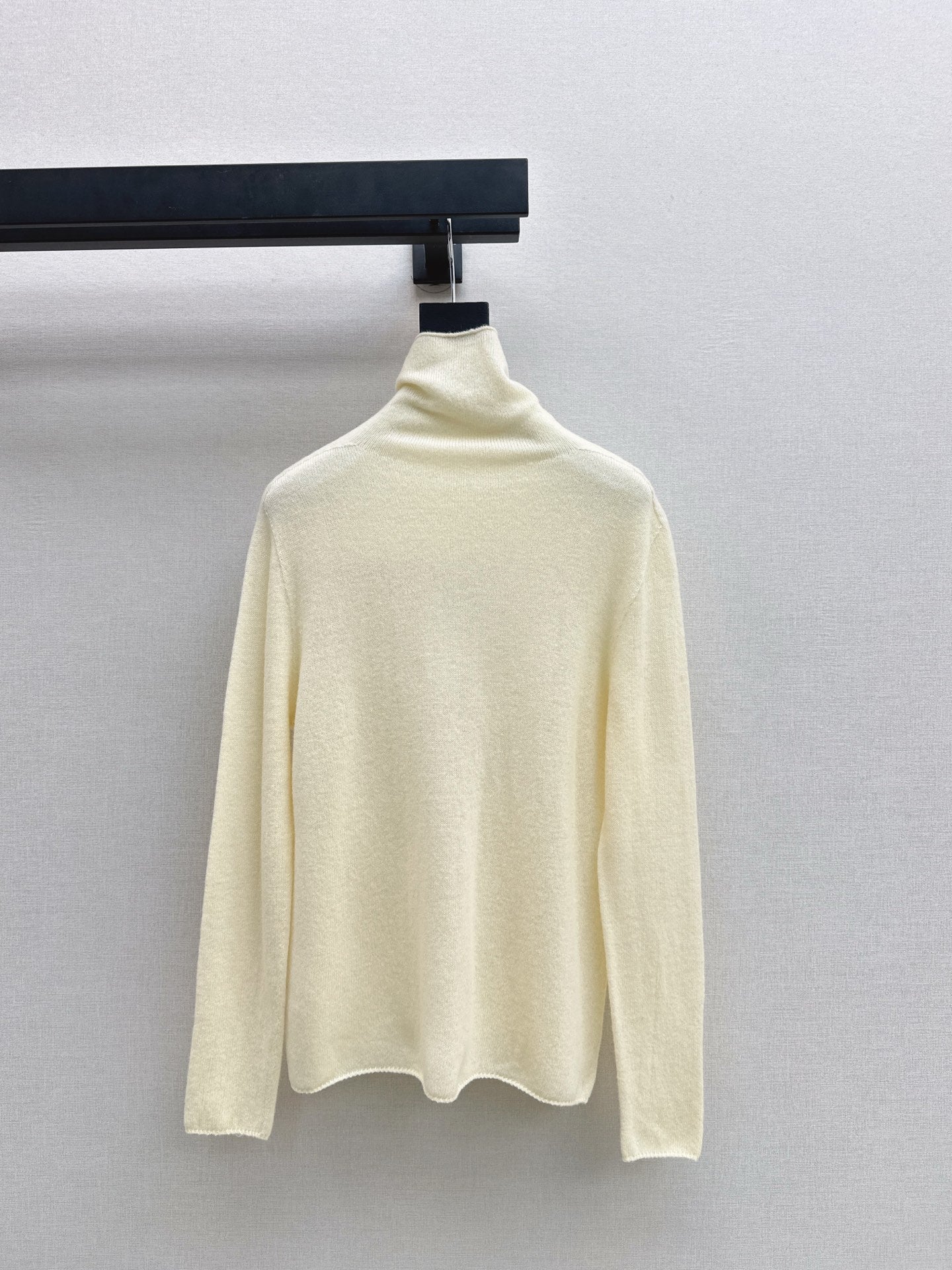 Miu 25fw base layer