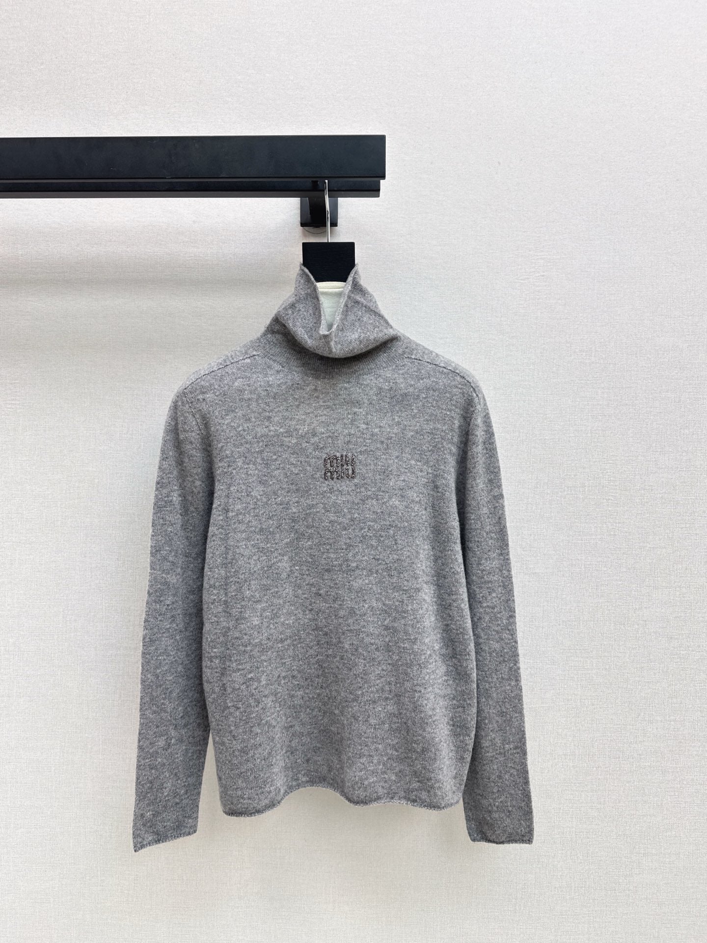 Miu 25fw turtleneck base layer