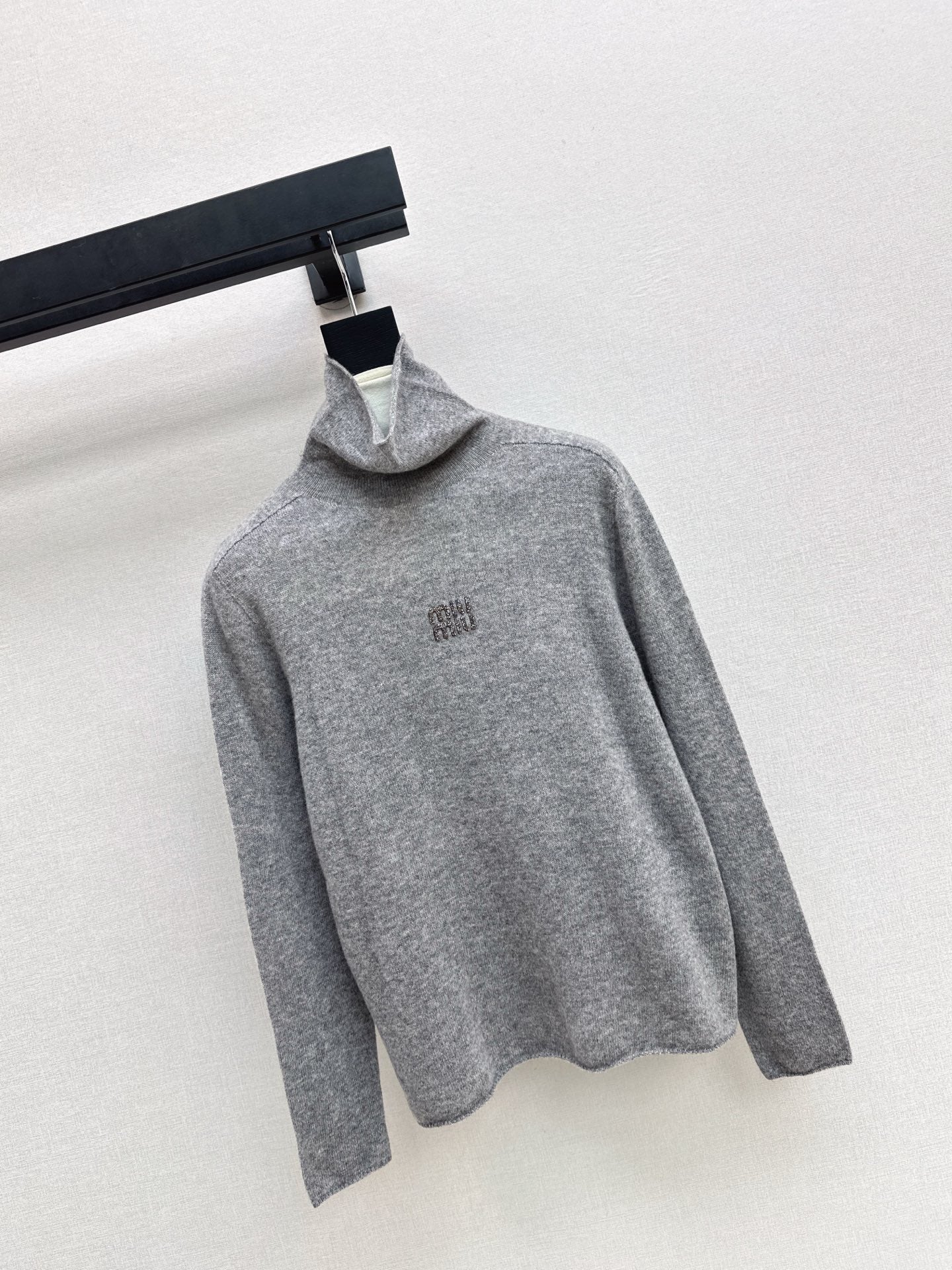 Miu 25fw turtleneck base layer