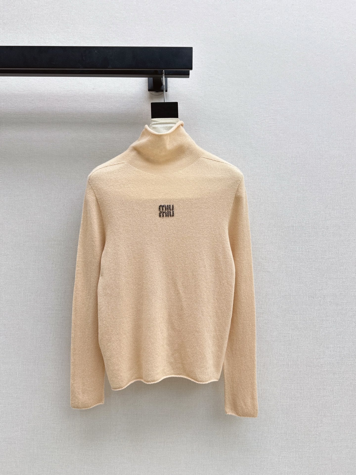 Miu 25fw turtleneck base layer