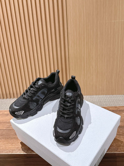 Dio 25fw clunky sneaker