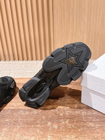 Dio 25fw clunky sneaker