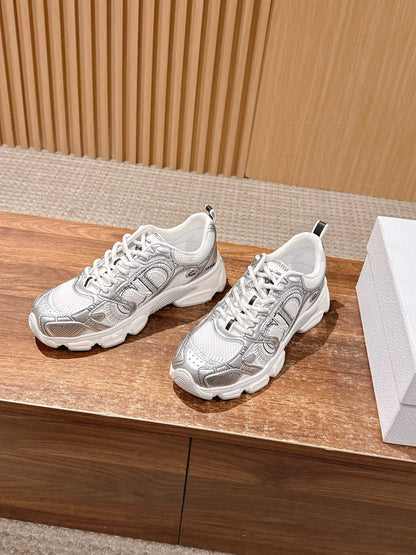 Dio 25fw clunky sneaker