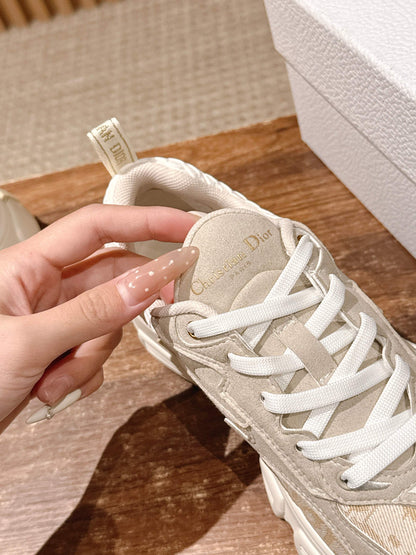 Dio 25fw clunky sneaker