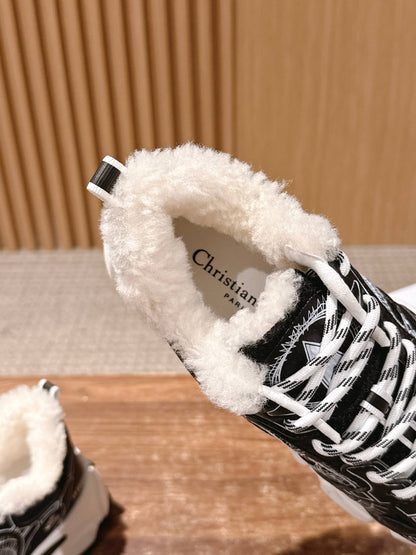 Dio 25fw fleece clunky sneaker