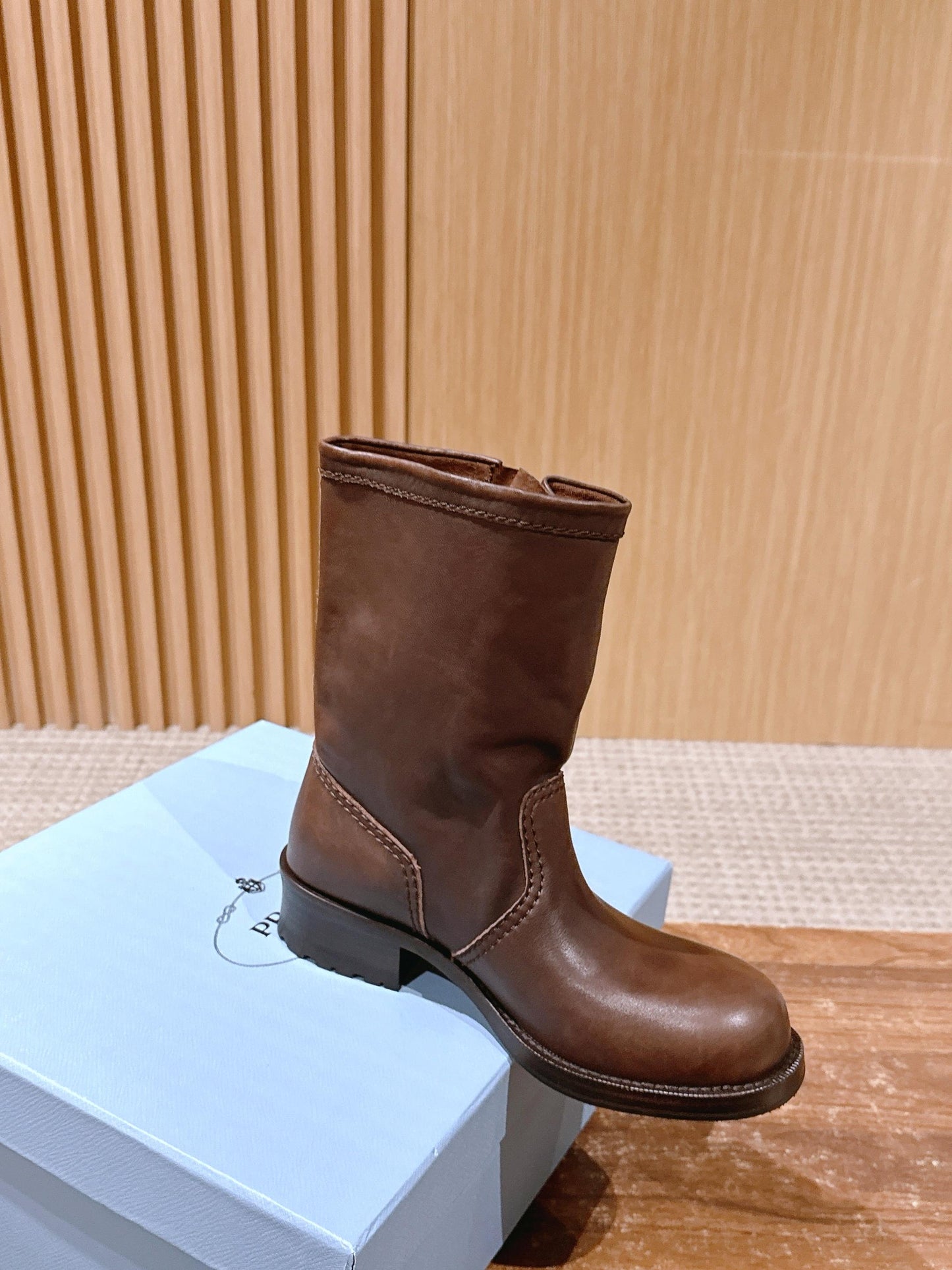 Pra 25fw chelsea boots