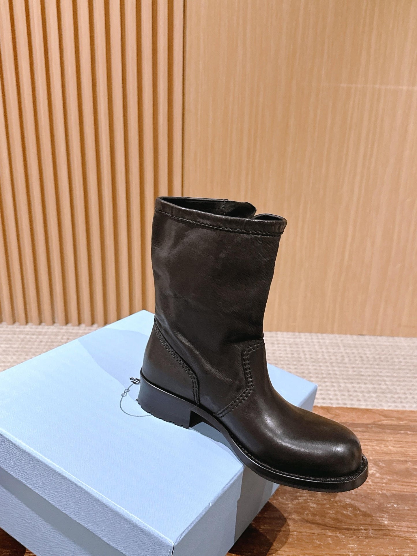 Pra 25fw chelsea boots