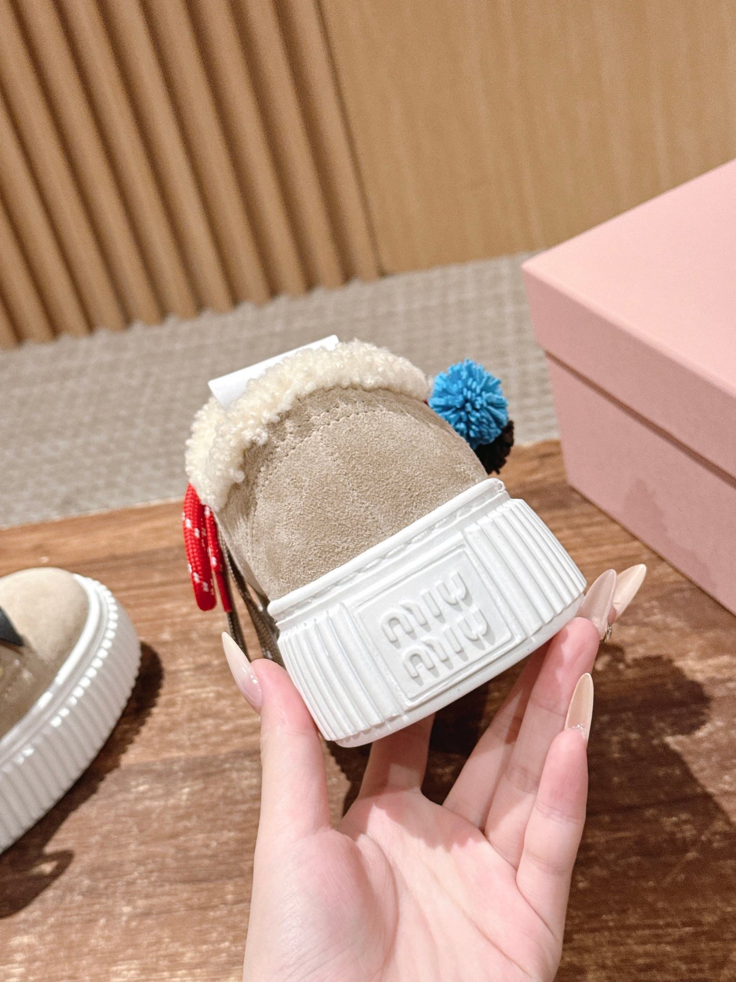 Miu 25fw fleece-lined casual shoes