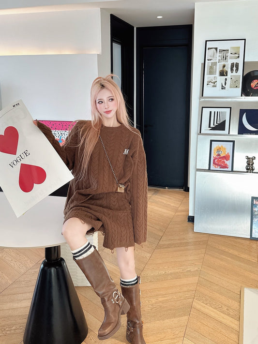 Max 25fw wool sweater short set