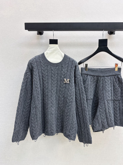 Max 25fw wool sweater short set