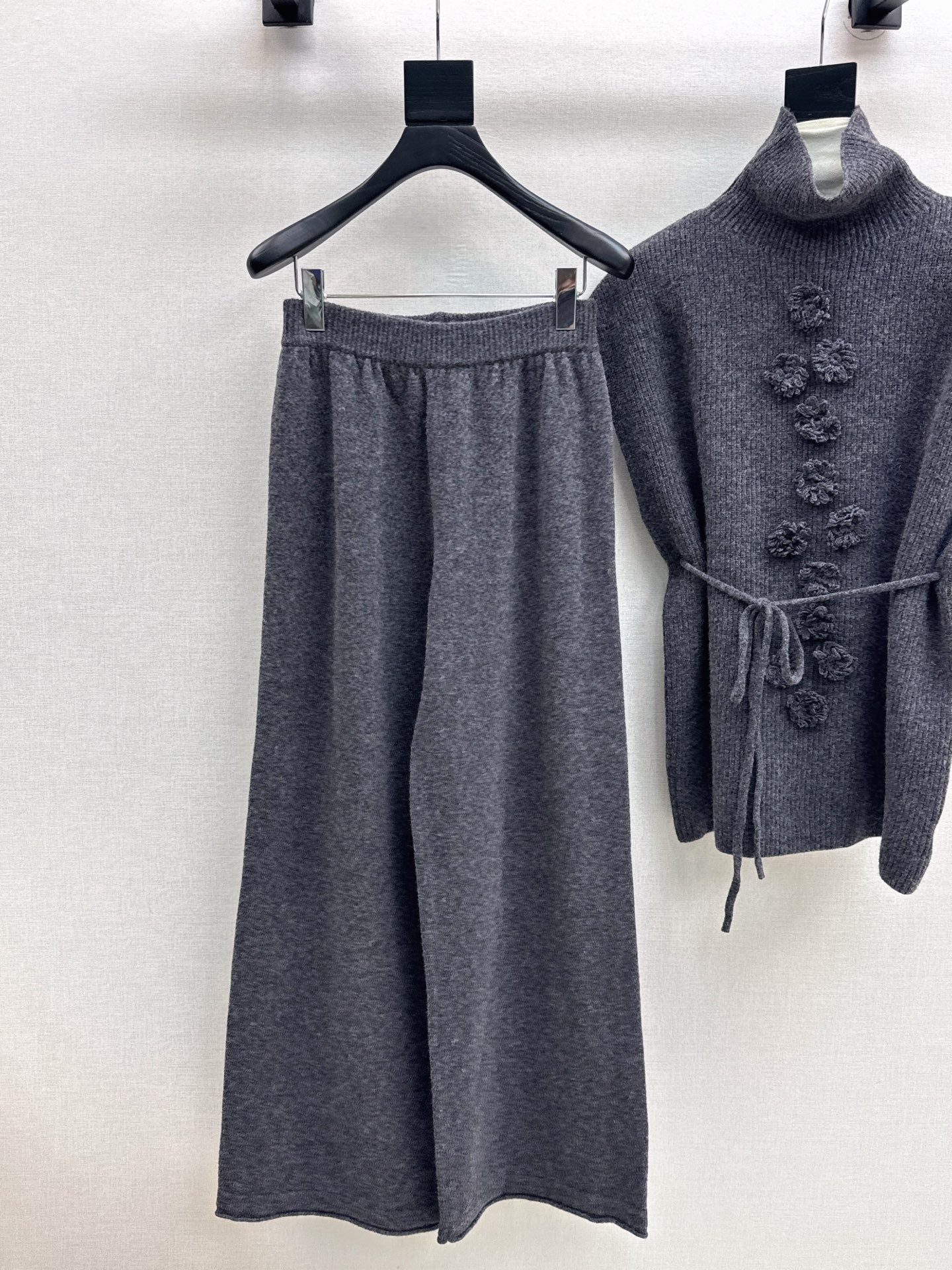 Chan 25fw sleeveless sweater pants set