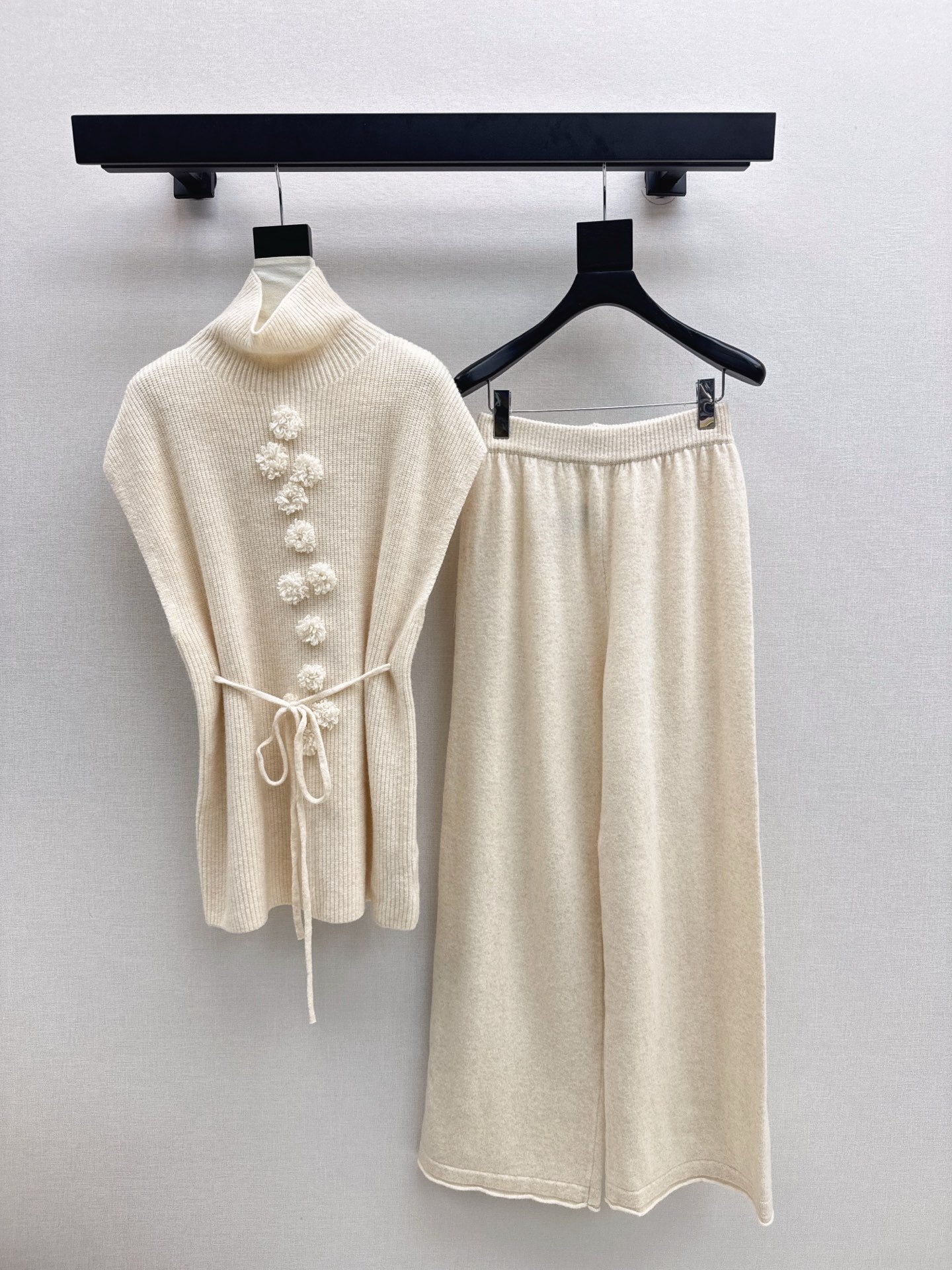 Chan 25fw sleeveless sweater pants set