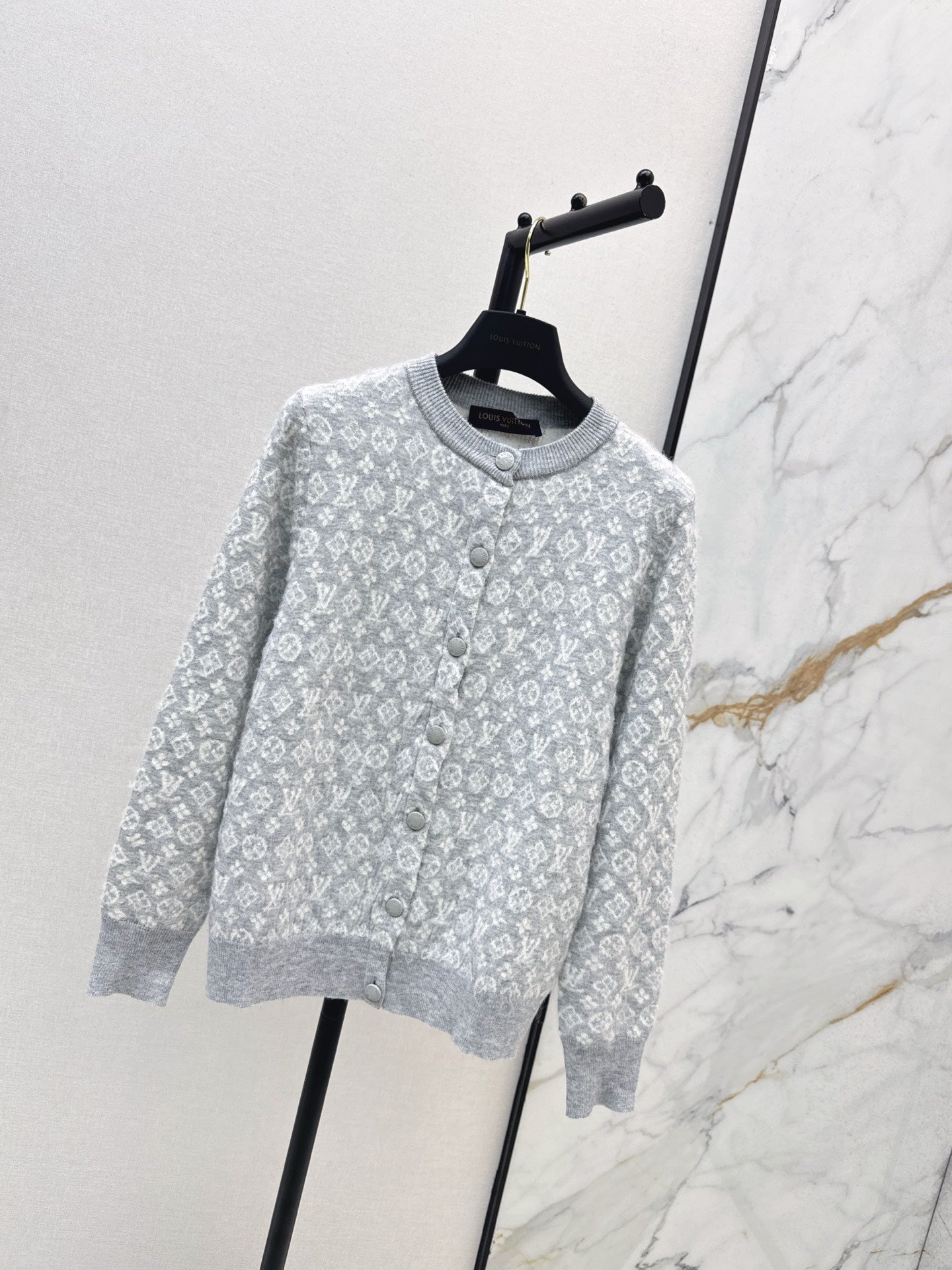 Loui 25fw jacquard cardigan