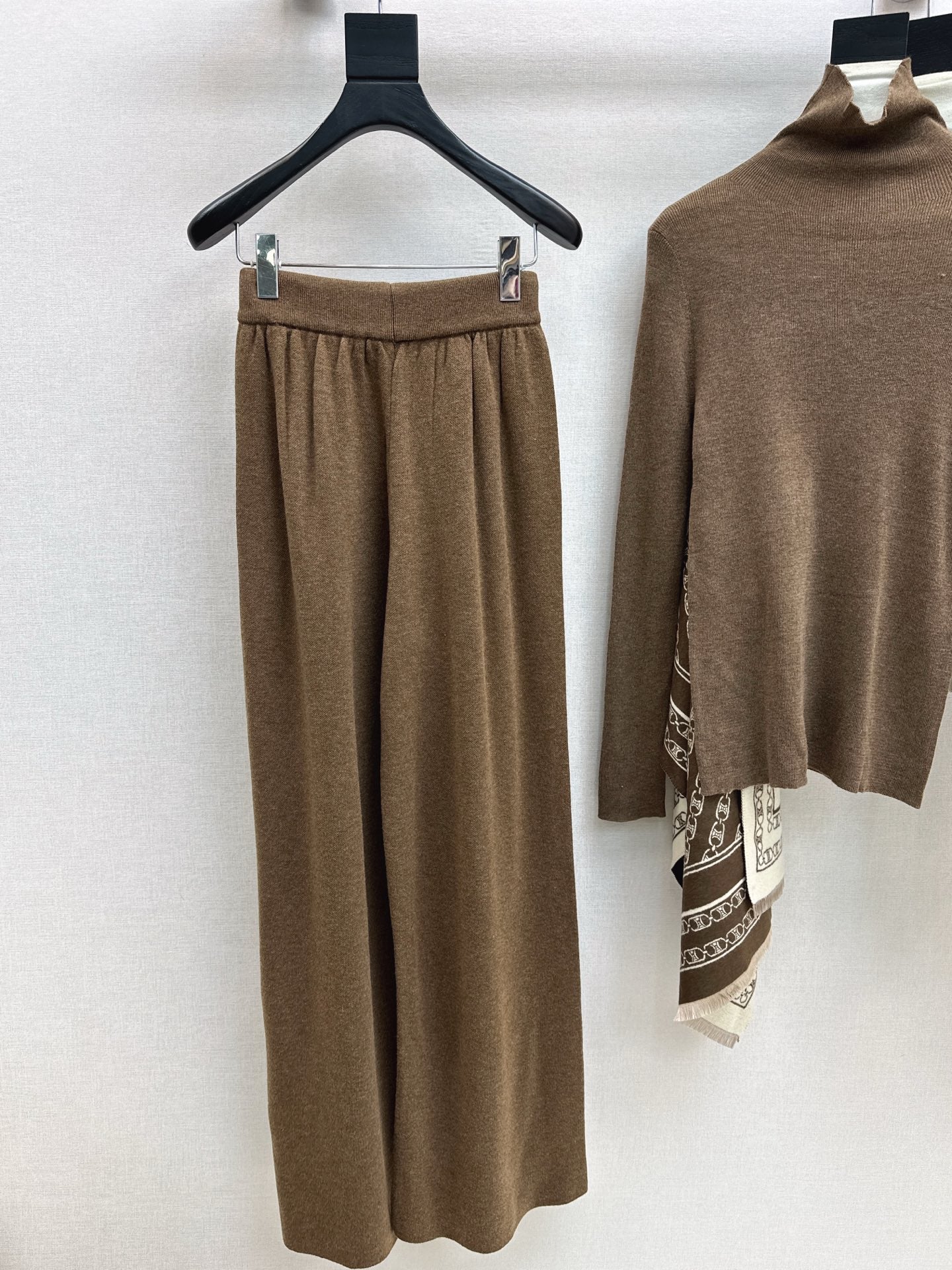 Celi 25fw knit shawl base layer pants set