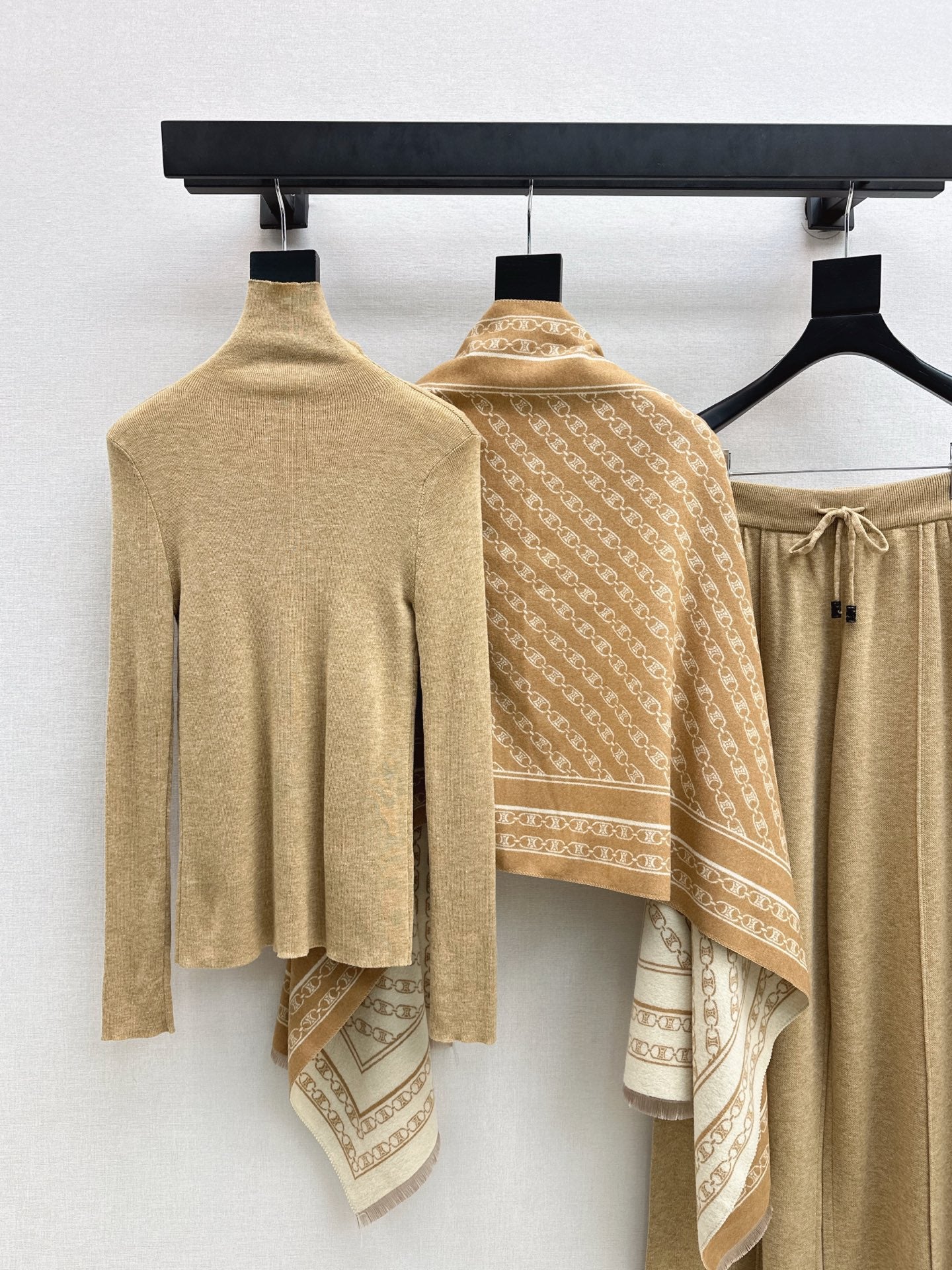 Celi 25fw knit shawl base layer pants set