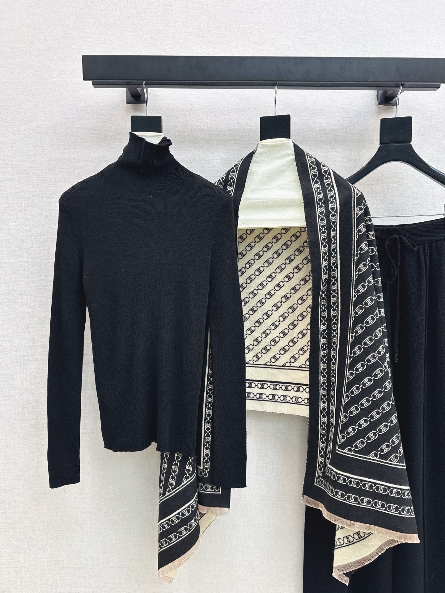 Celi 25fw knit shawl base layer pants set