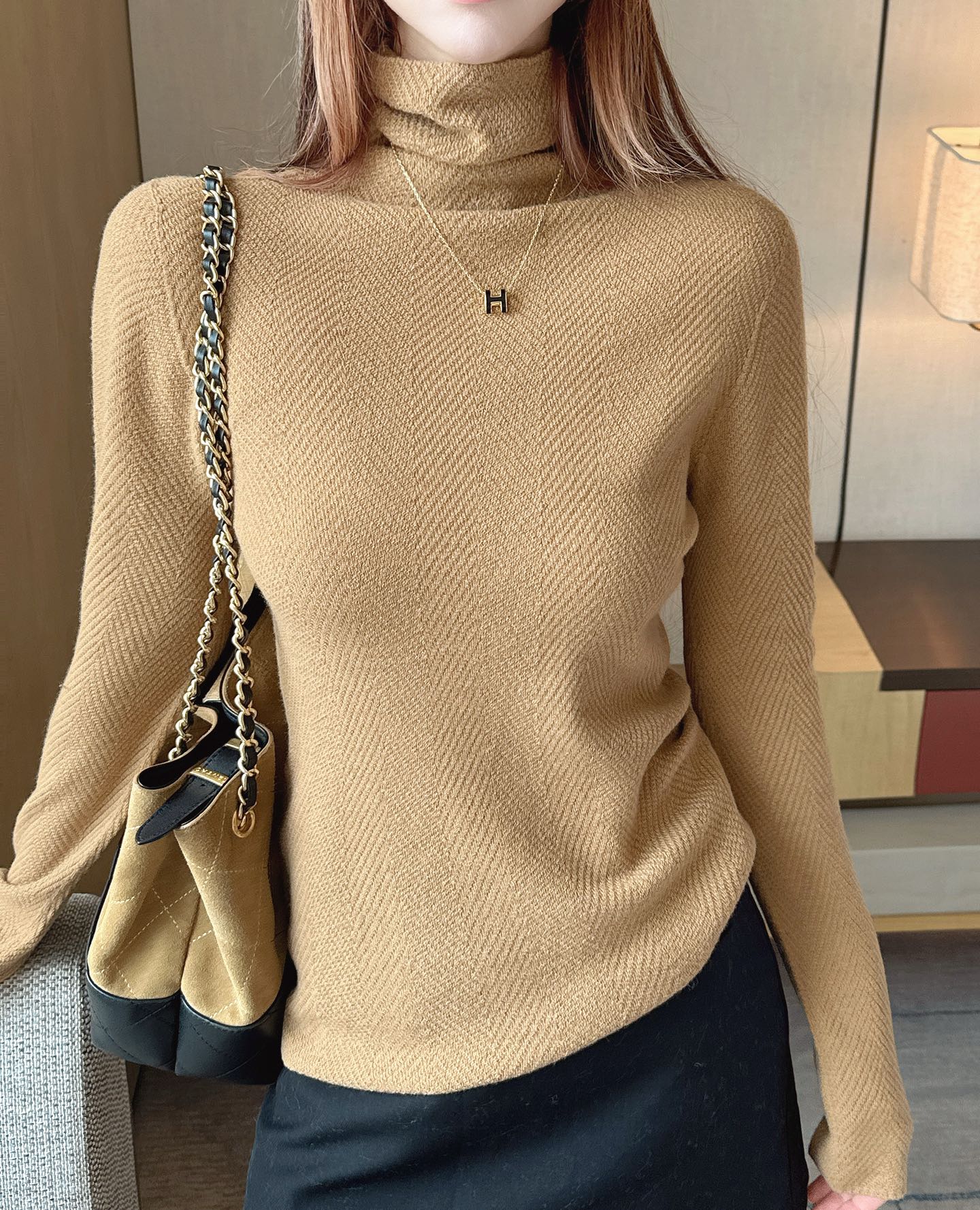 Loro 25fw base layer