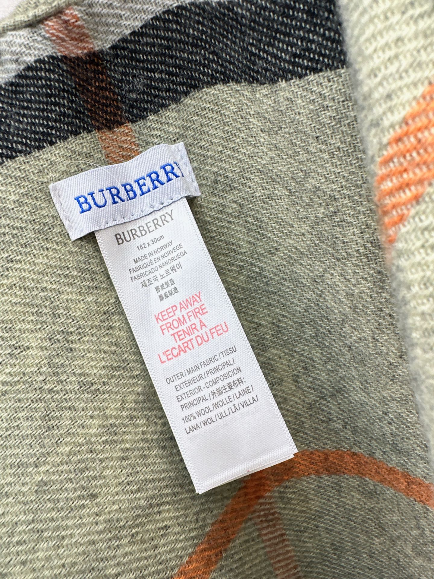 Bur 25fw wool shawls