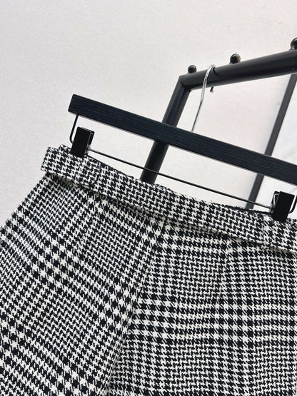 Self 25fw houndstooth short skirts