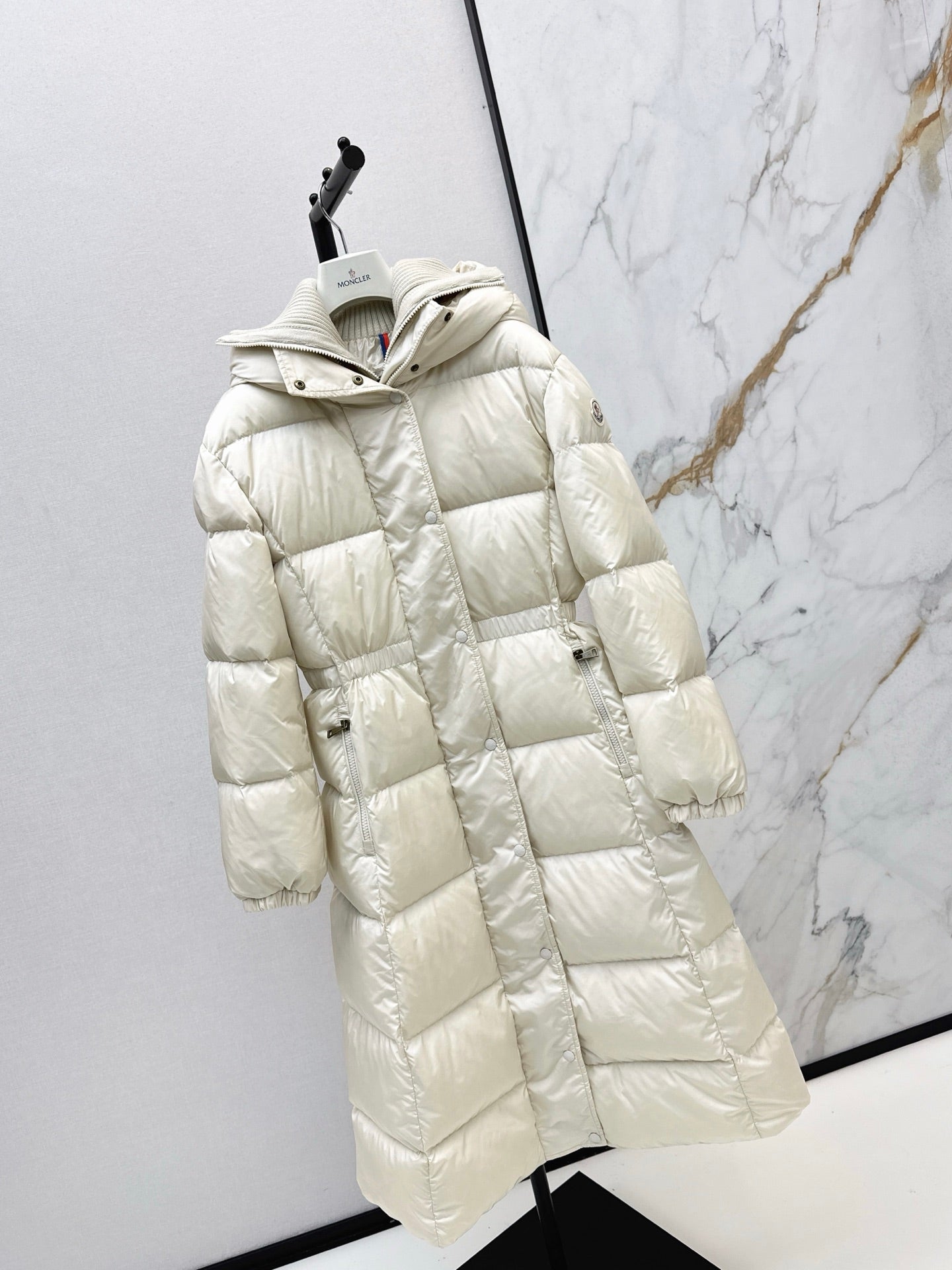 Monc 25fw down jacket