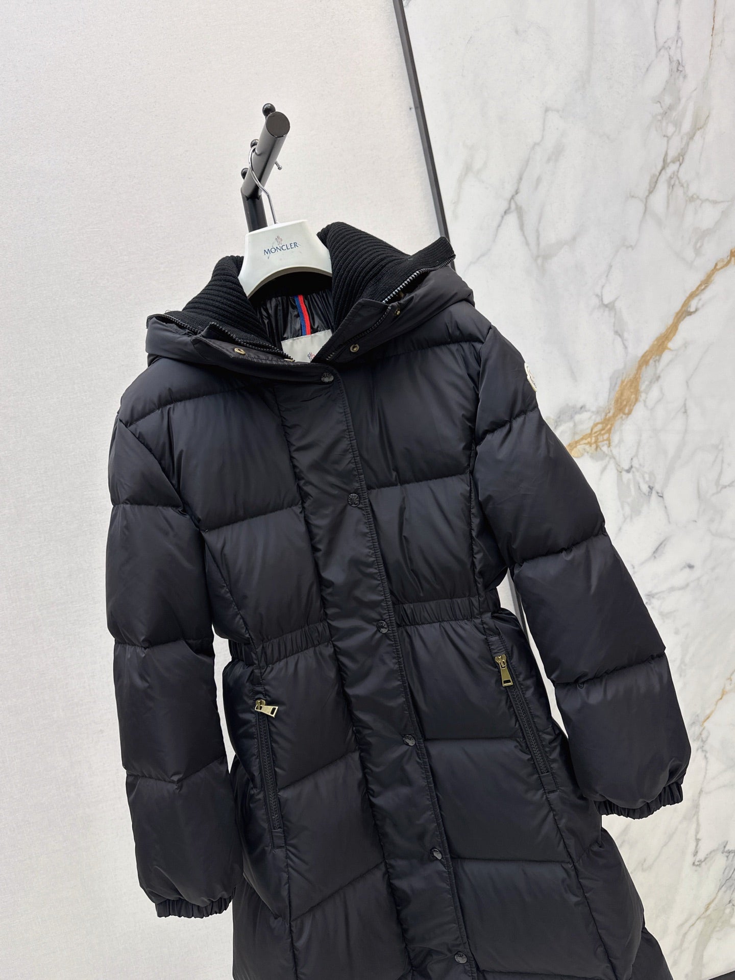 Monc 25fw down jacket