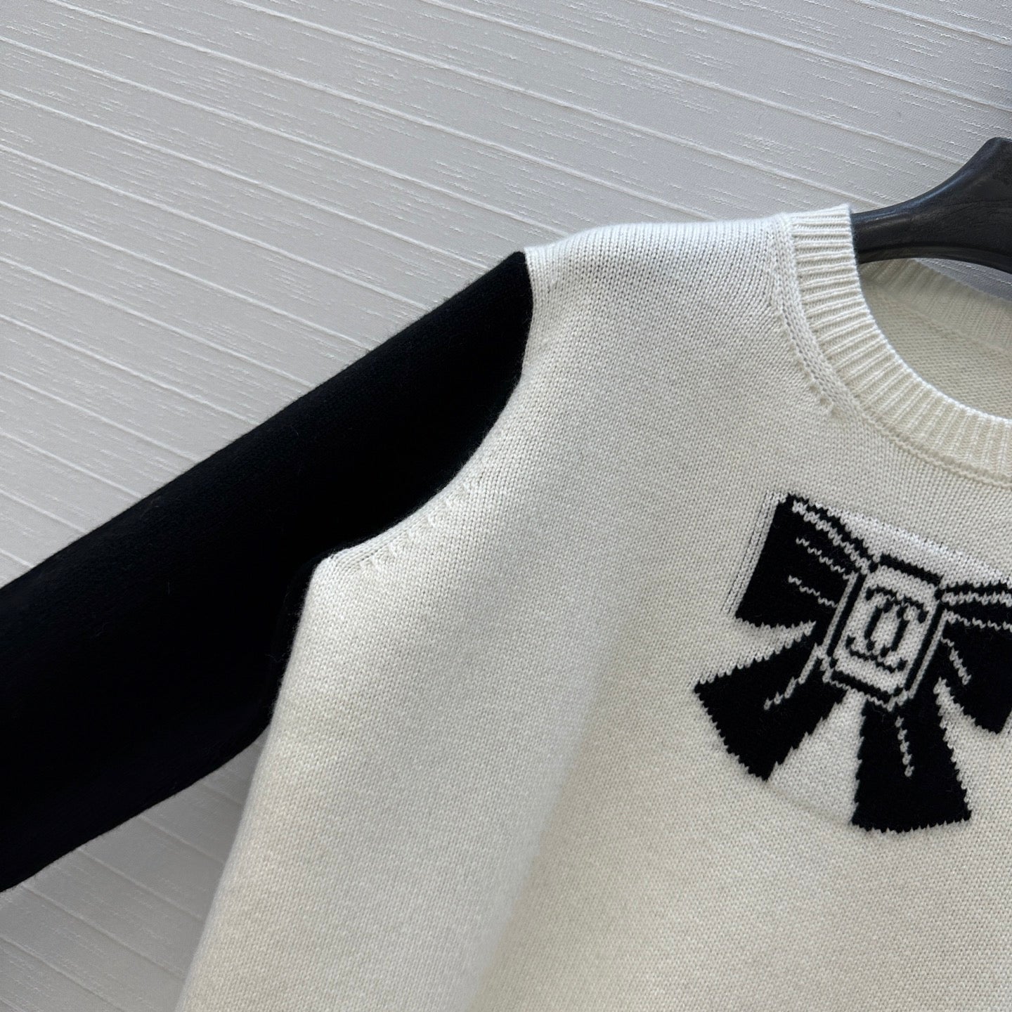 Chan 25fw cashmere sweater