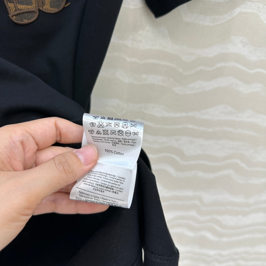 Fend 25fw embroidery t-shirt