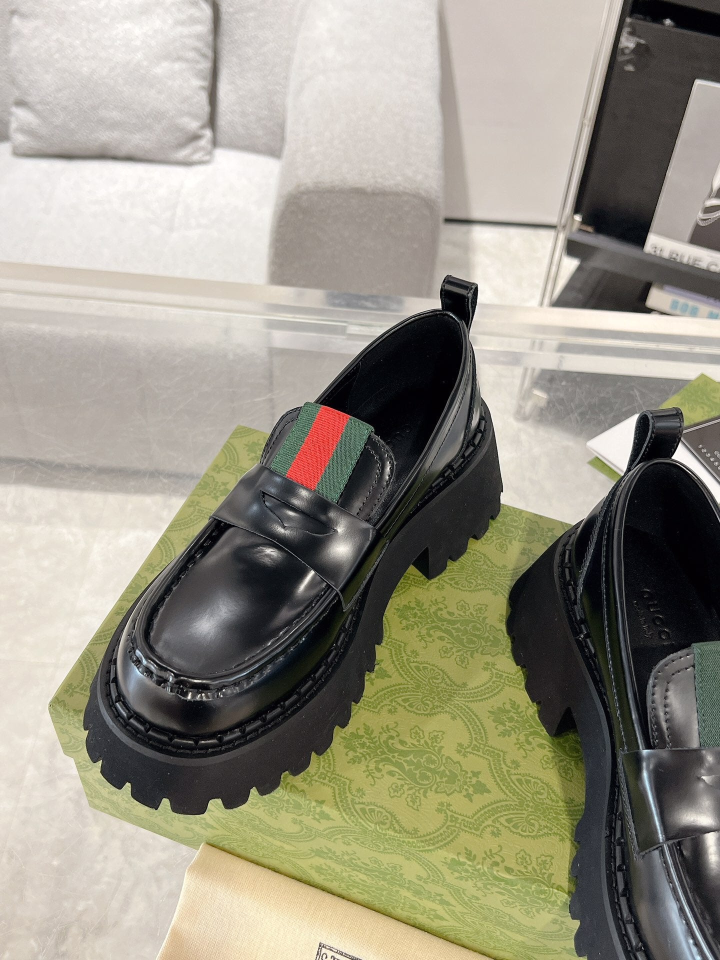 Gucc 25fw platform loafer shoes