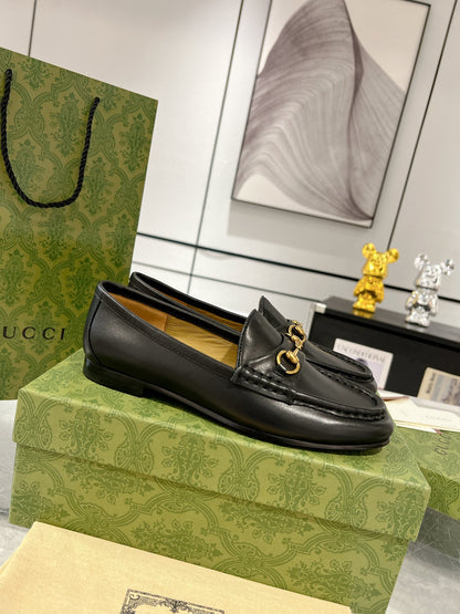 Gucc 25fw loafer shoes