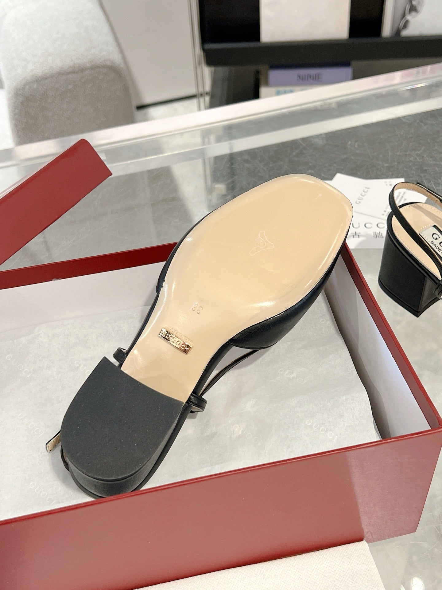 Gucc 25fw slingback chunky heels