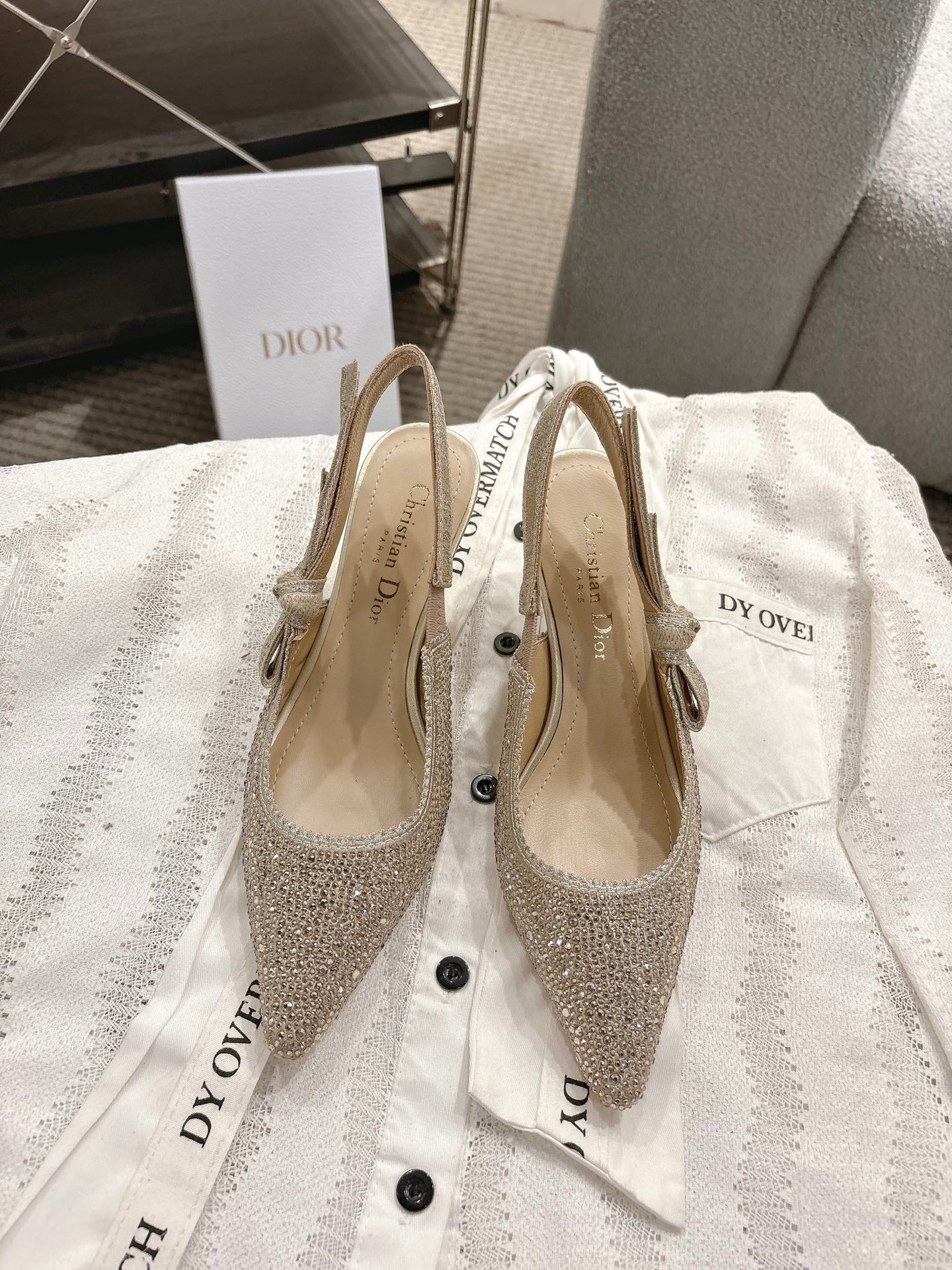 CD 25fw rhinestone kitten slingback heels