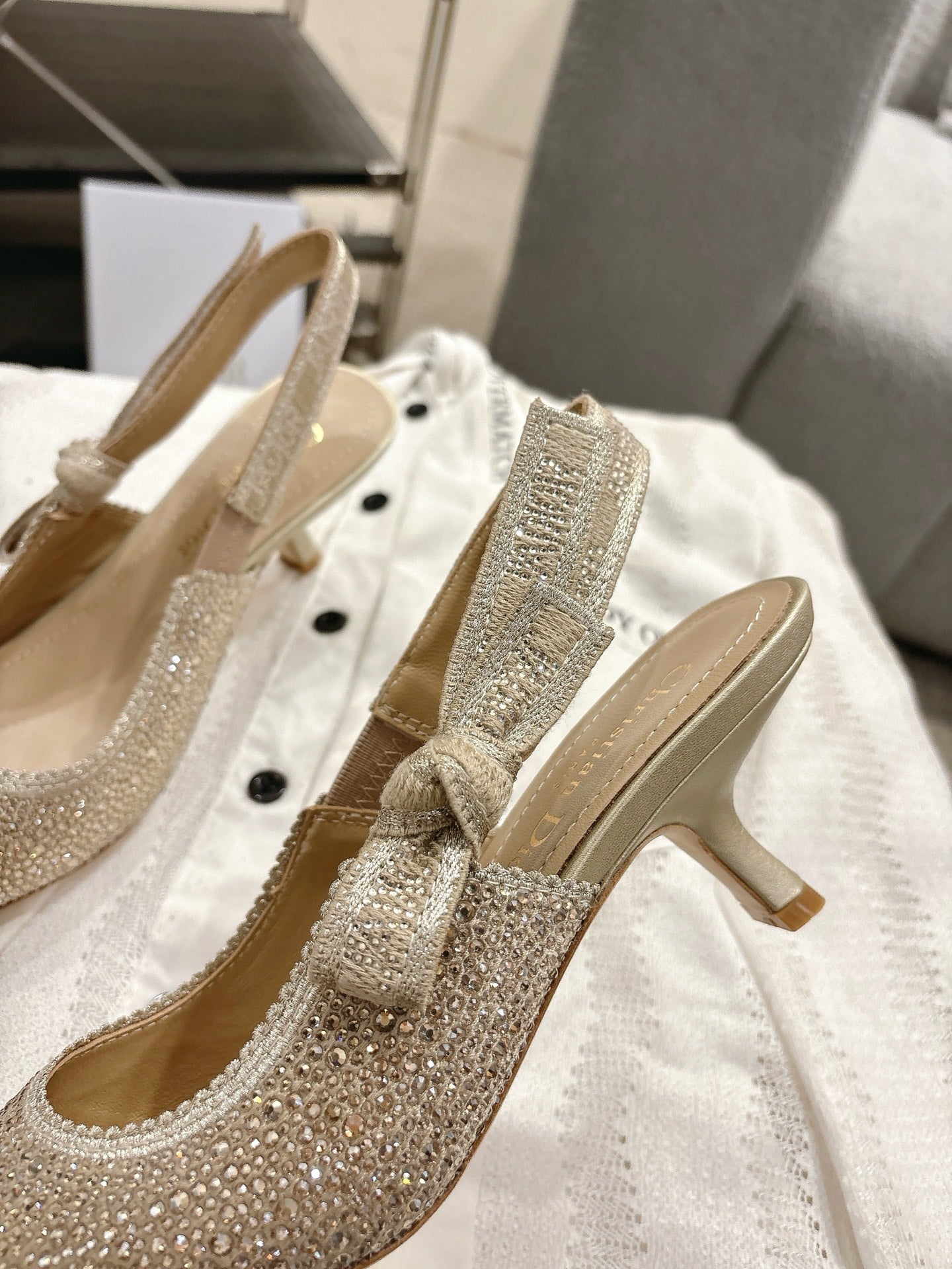 CD 25fw rhinestone kitten slingback heels