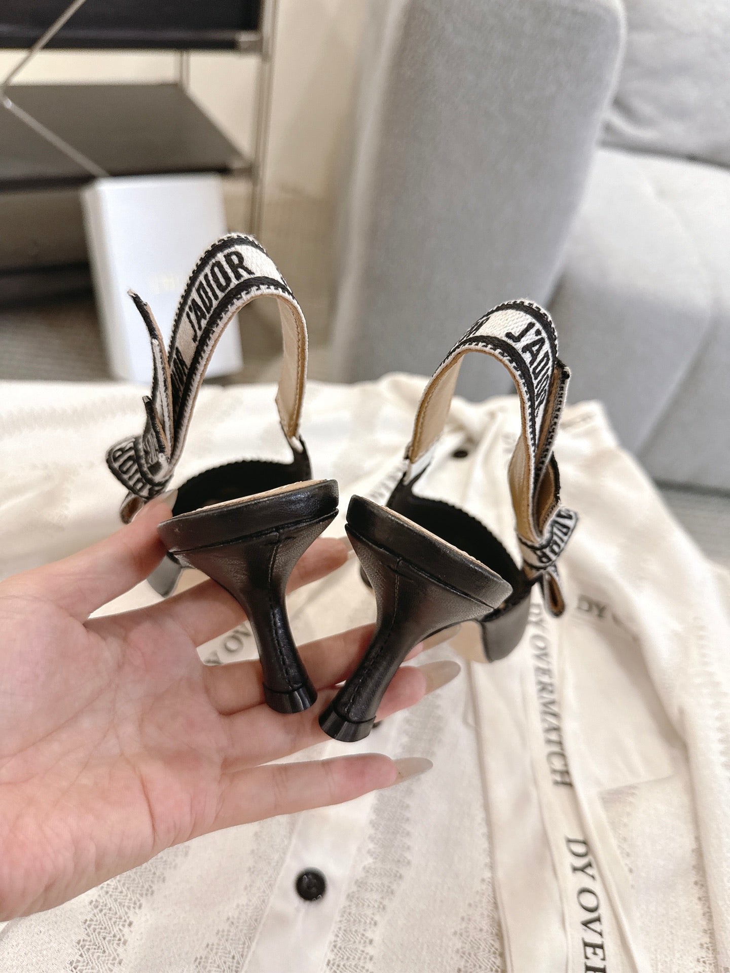 CD 25fw kitten slingback heels