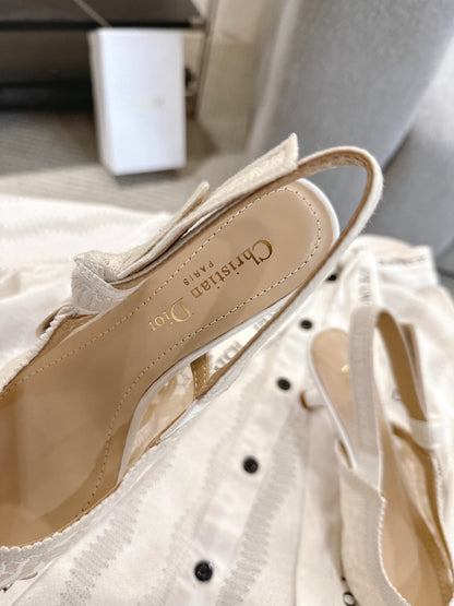 CD 25fw lace kitten slingback heels