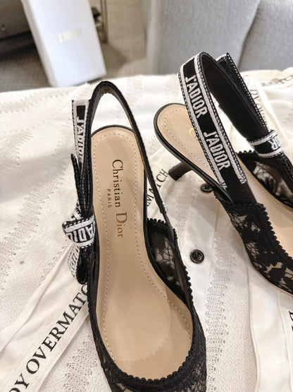 CD 25fw lace kitten slingback heels
