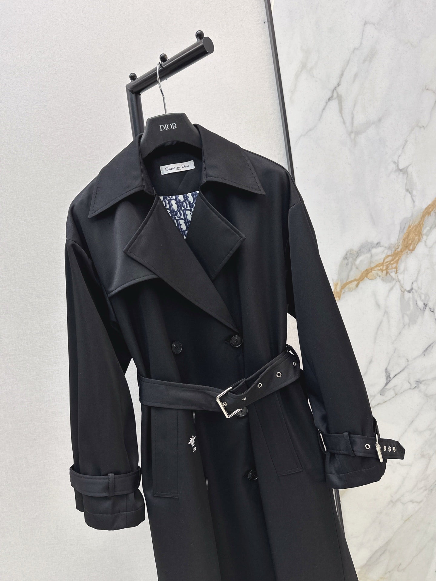 CD 25fw trench coats