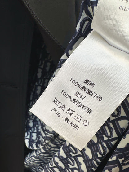 CD 25fw trench coats