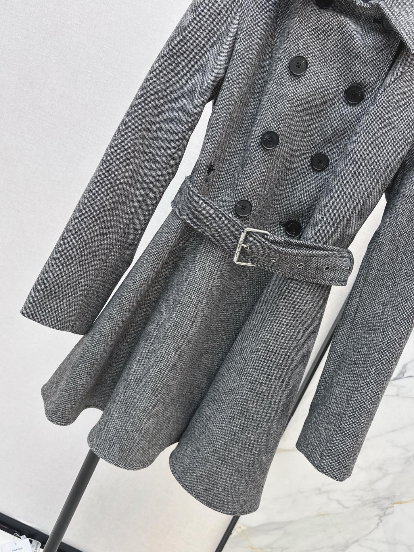 CD 25fw dresses with belt