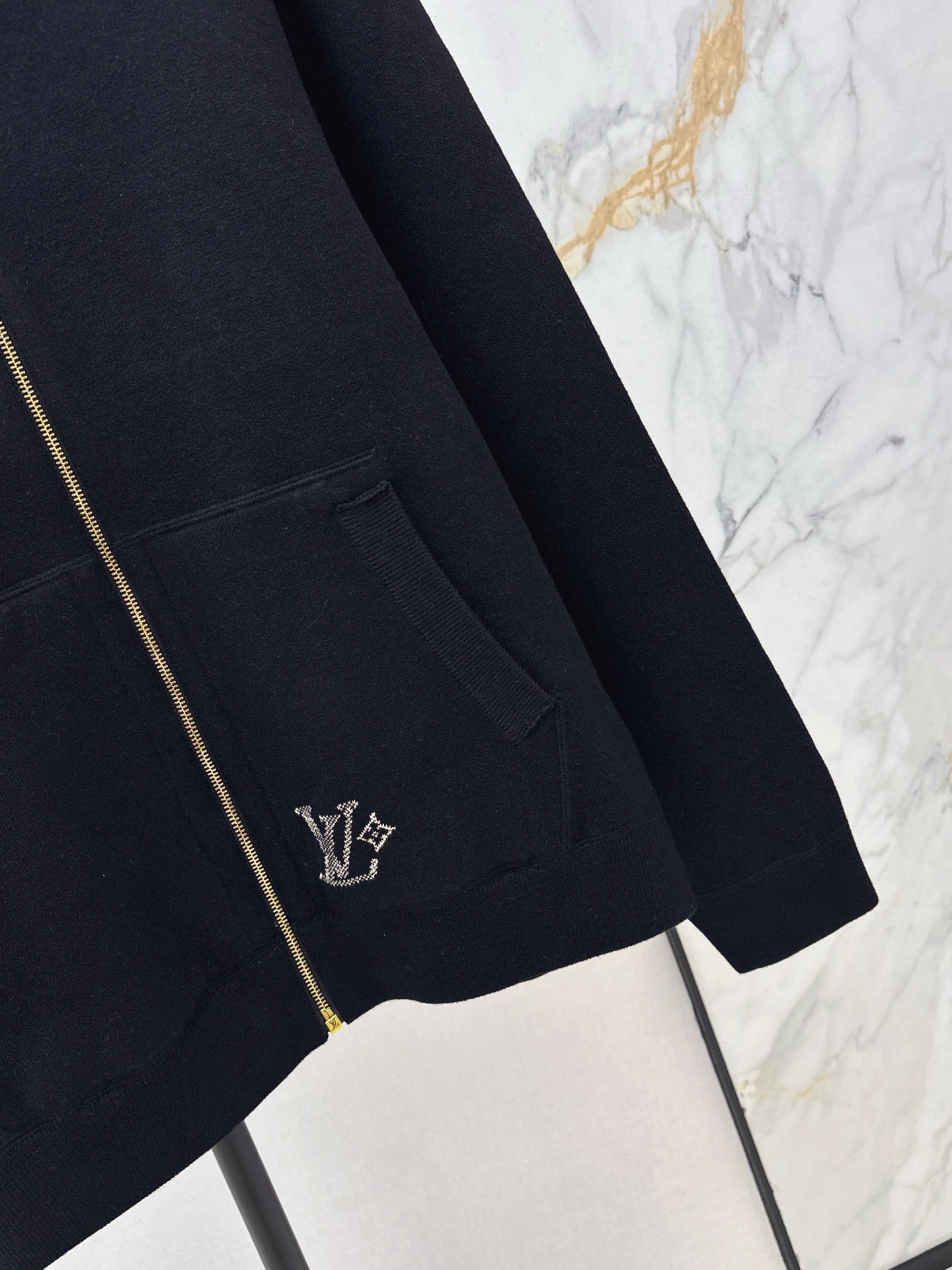 Loui 25fw reversible jacket